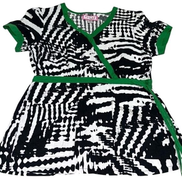 Koi By Kathy Peterson Womens Wrap Top S Black & White Tribal Print With Green Tr - Picture 1 of 7